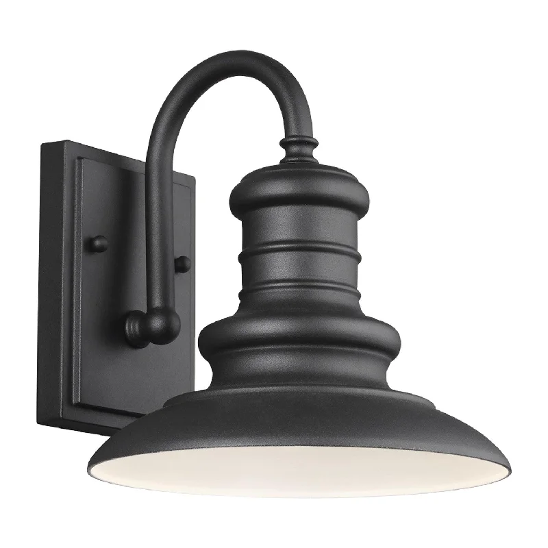 Track lighting for small apartmentsTrack lighting for task lighting in workshopsRedding Station Outdoor Fixture