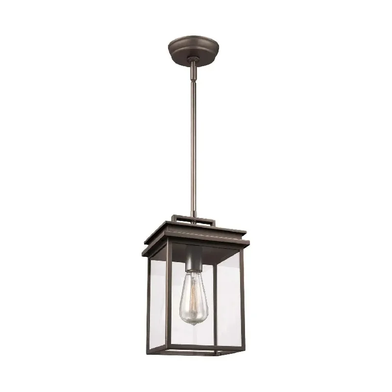 Track lighting with a sleek profileModern track lighting with LED bulbsGlenview Outdoor Pendant